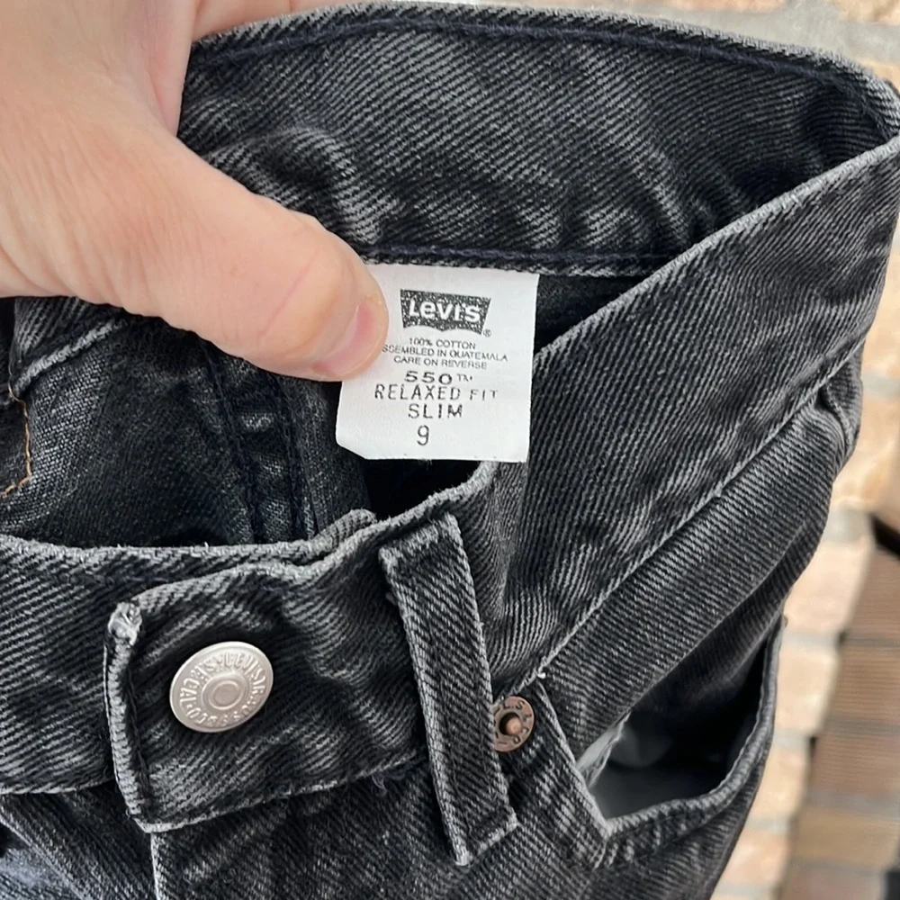 Vintage Levi’s | size 9 Kids Black 550 Relaxed High Waisted Jeans